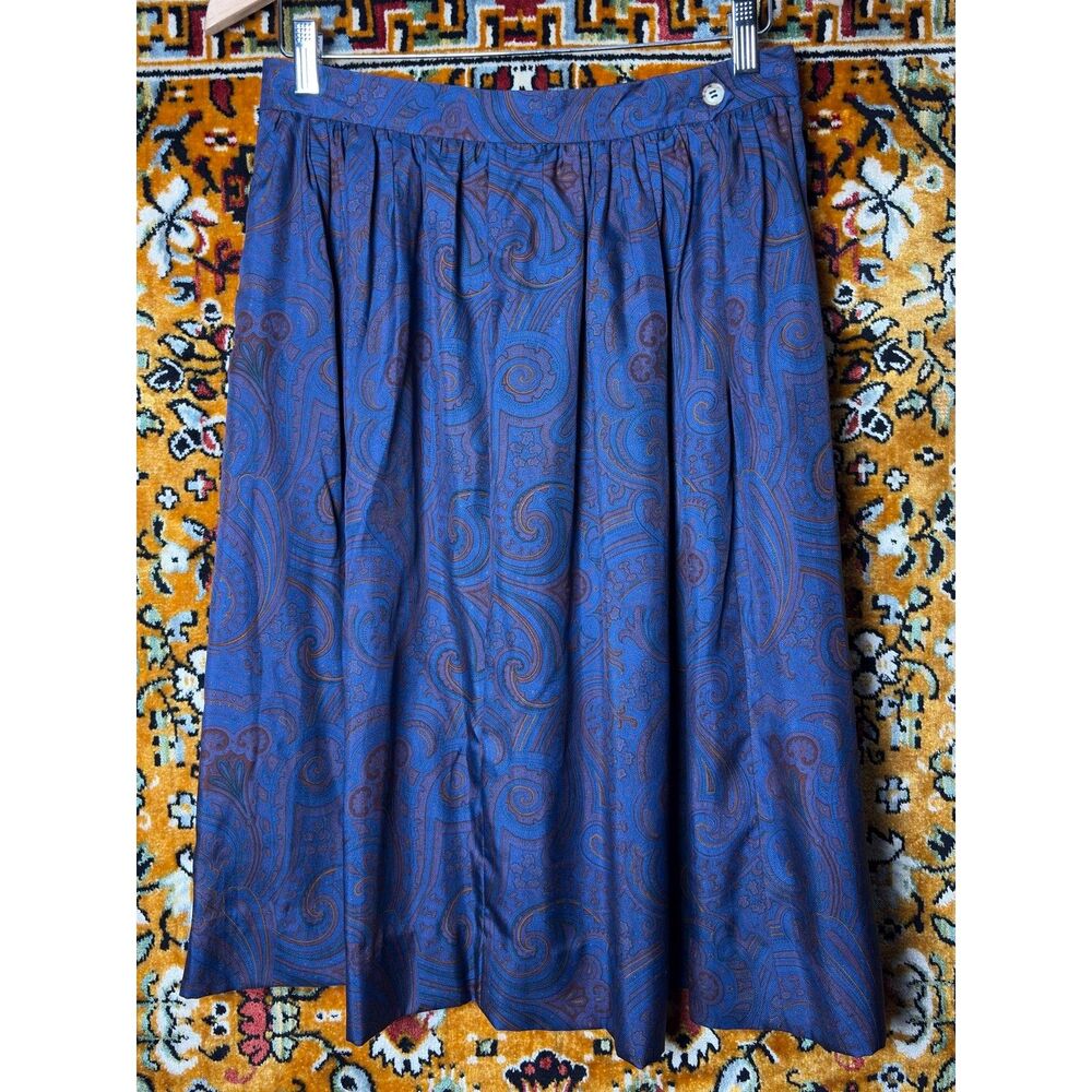 Bloomingdale’s Luxury Blue Paisley 100% Silk Midi Skirt 80s Vintage size 8